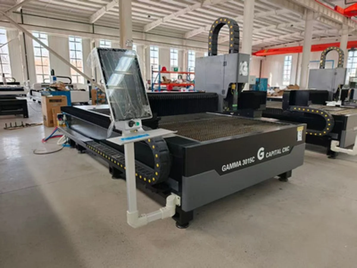 Cutting head and control screen